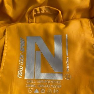 Sport light weight jacket color:blur&yellow size:L